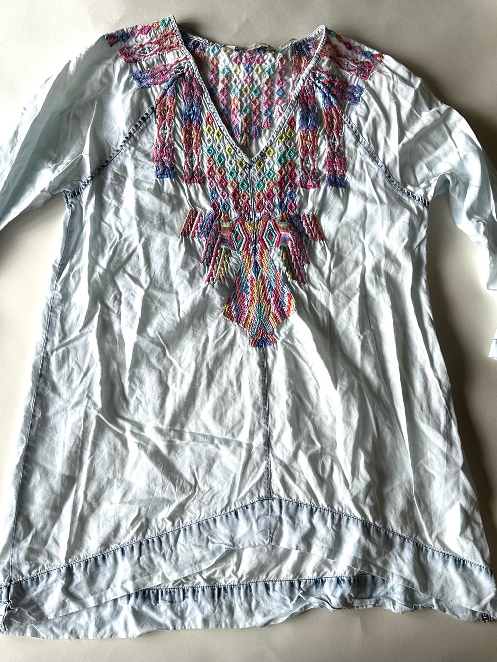 Soft Surroundings Embroidered Boho Tunic Top Chambray Blue Multicolor Geometric
